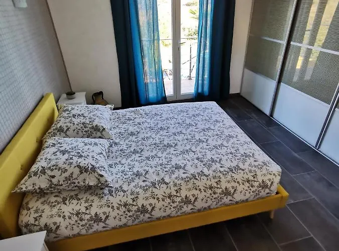 アパート Camille *